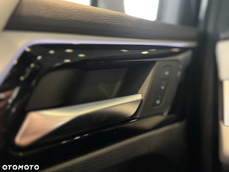 Mitsubishi Outlander - 19