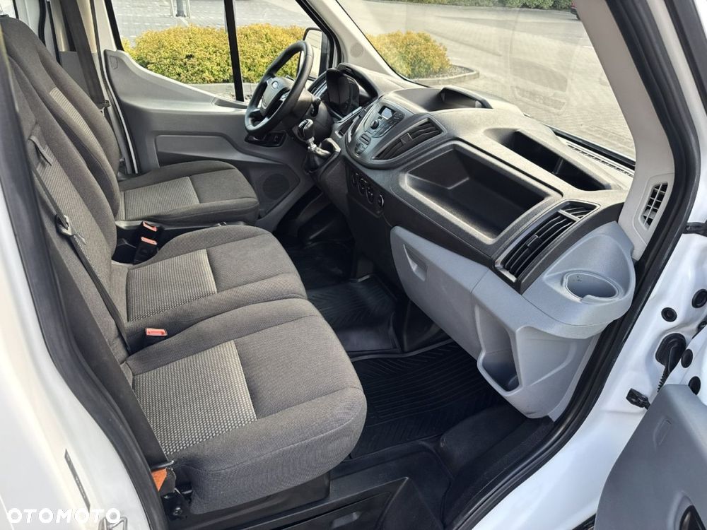 Ford Transit - 38