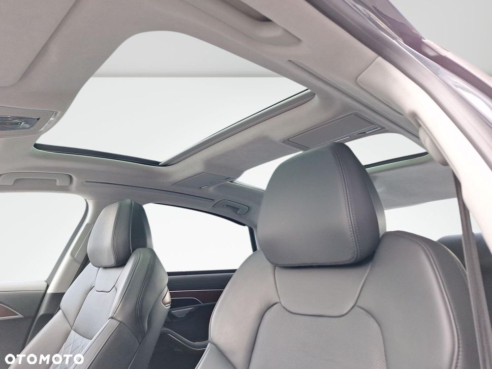 Audi A8 - 17