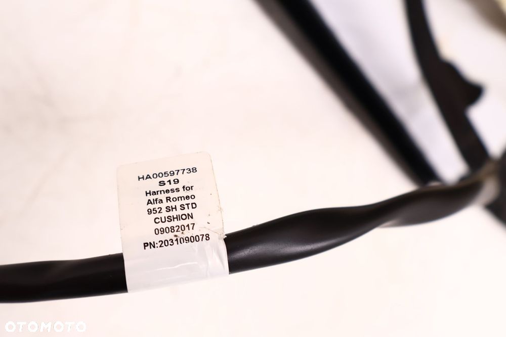 ALFA ROMEO GIULIA TAPICERKA OPARCIE FOTELA PRAWY PRZÓD - 10