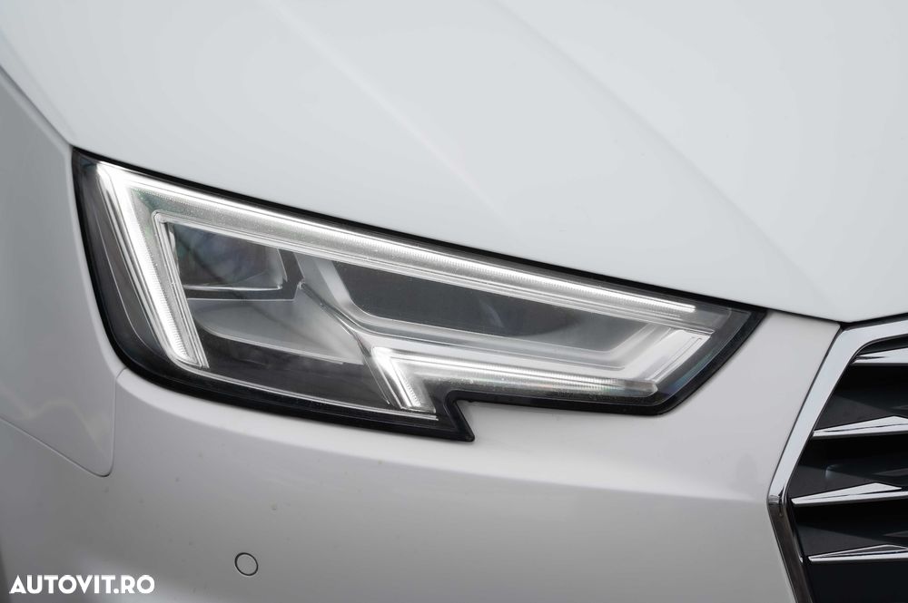 Audi A4 2.0 TDI S tronic Sport - 11