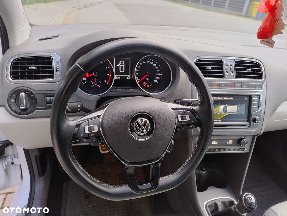 Volkswagen Polo 1.2 TSI Blue Motion Technology FRESH - 8