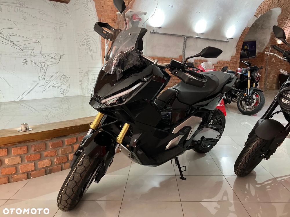 Honda X-ADV - 1