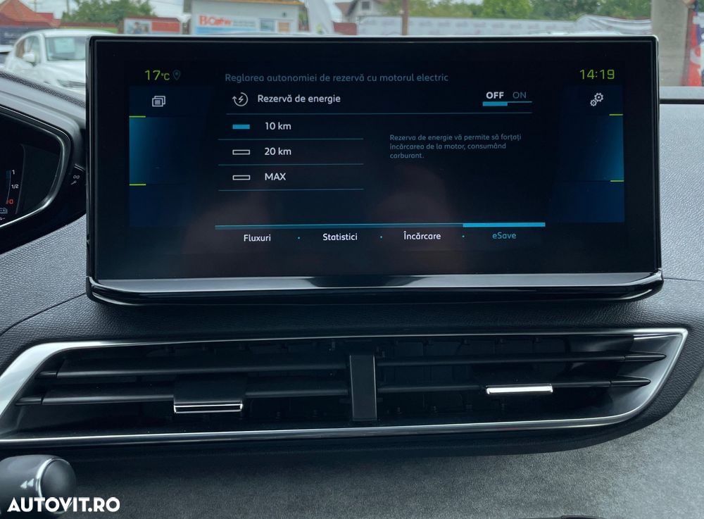 Peugeot 3008 Hybrid 225 e-EAT8 GT Pack - 32