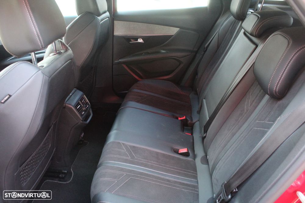 Peugeot 3008 1.5 BlueHDi GT - 11