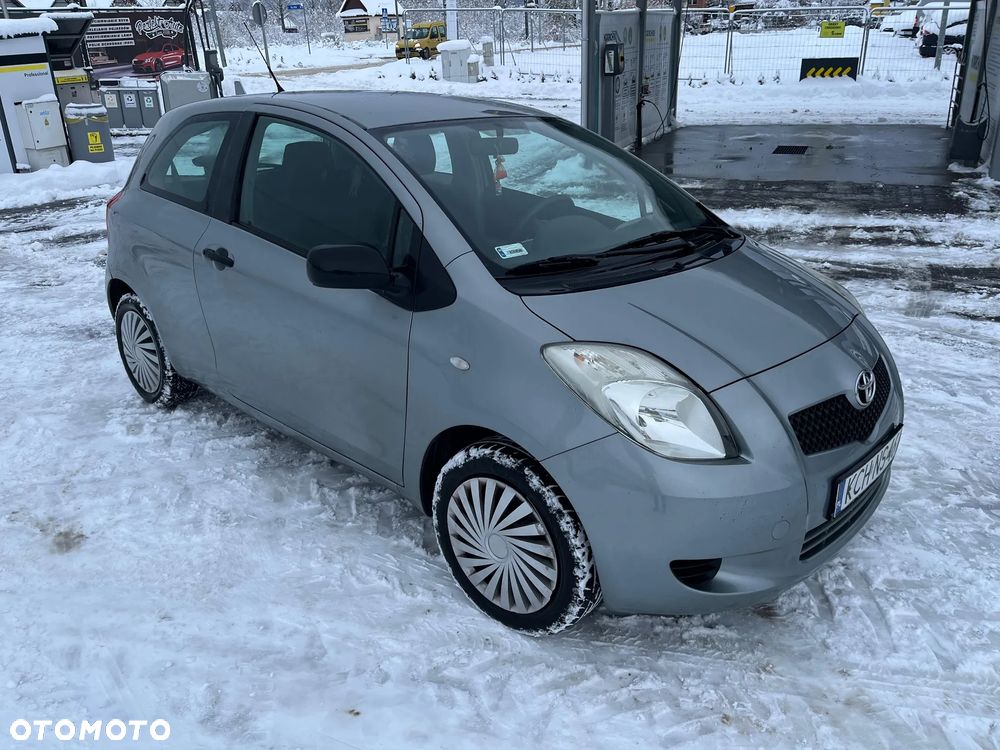 Toyota Yaris 1.0 Luna A/C - 10