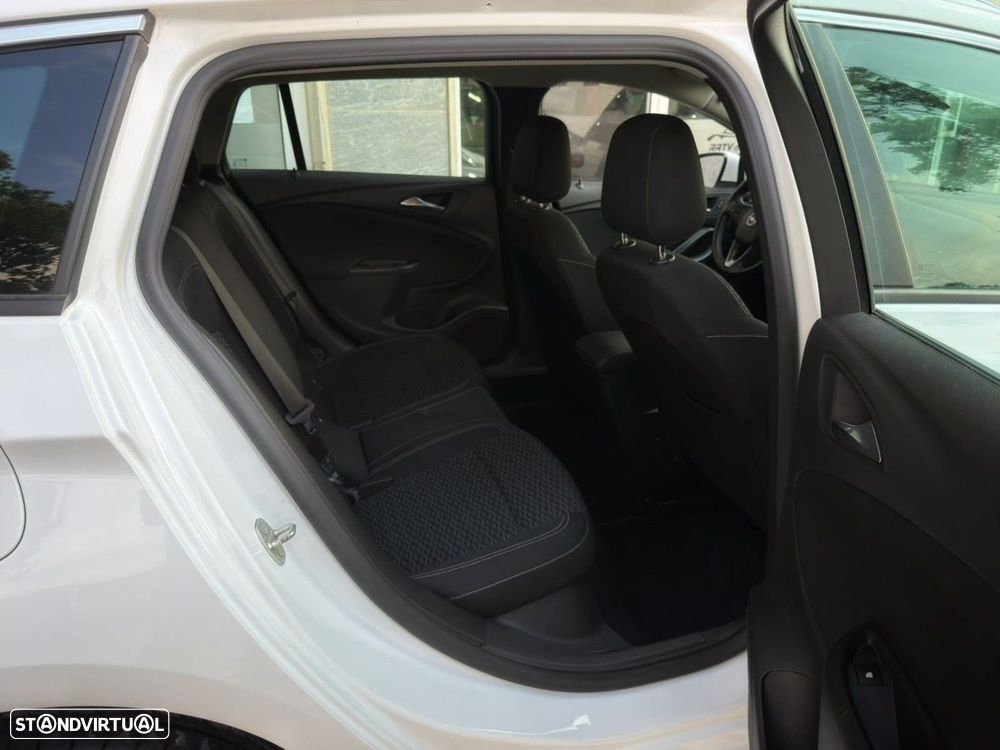 Opel Astra Sports Tourer 1.6 CDTI Innovation S/S - 24