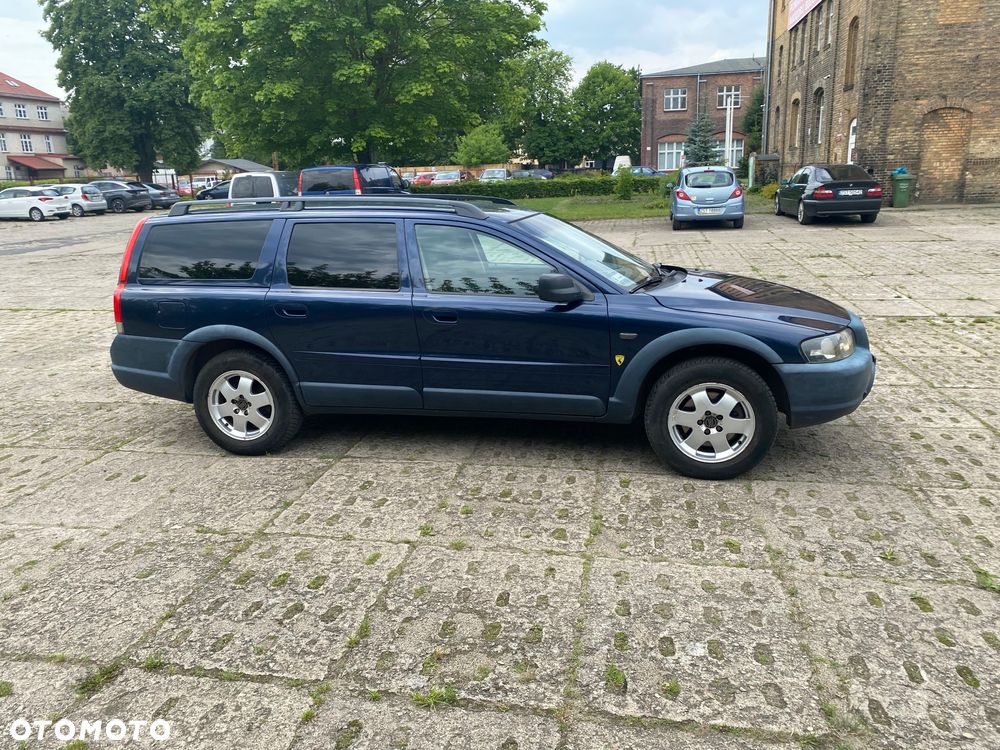 Volvo XC 70 - 4