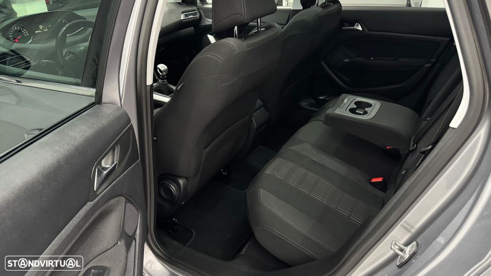 Peugeot 308 SW 1.6 BlueHDi Allure J17 - 35