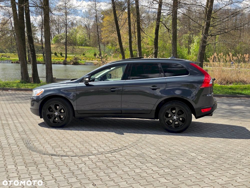 Volvo XC 60 D5 AWD Summum - 11