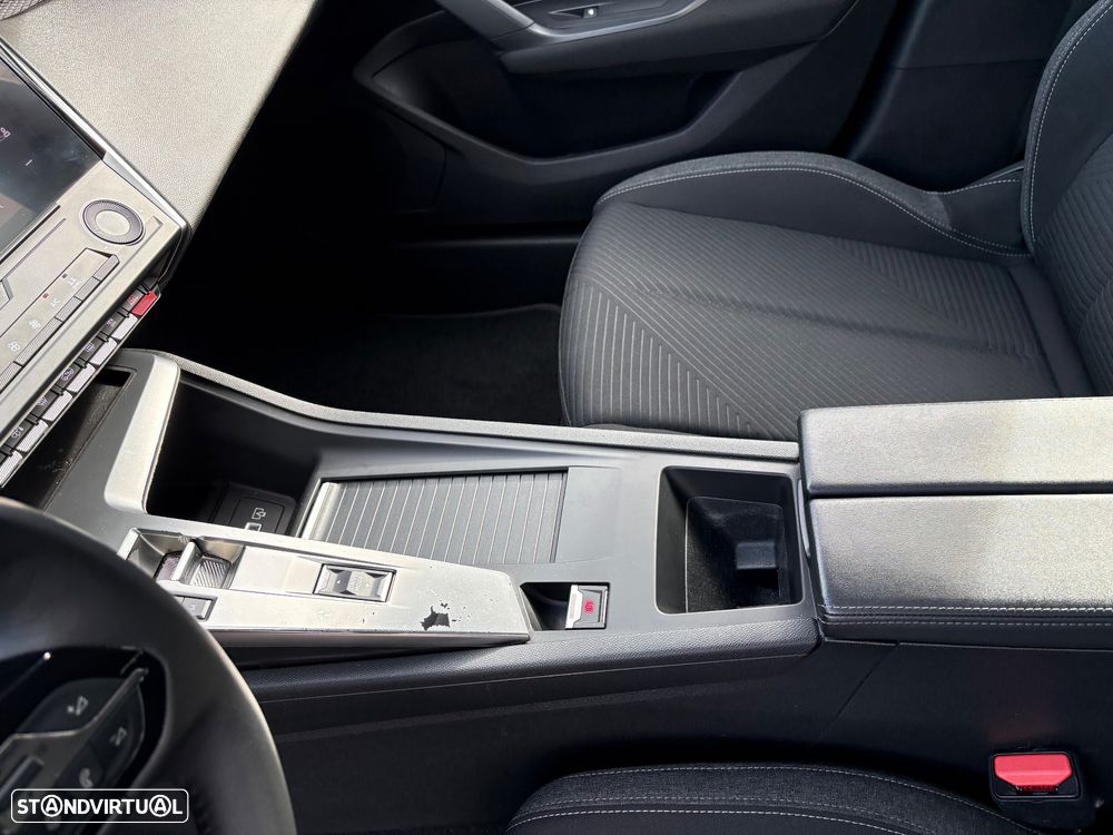 Peugeot 308 SW BlueHDi 130 EAT8 Allure Pack - 12