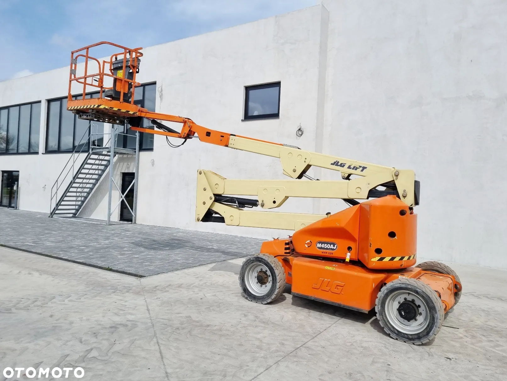JLG M450AJ - M423 - 7