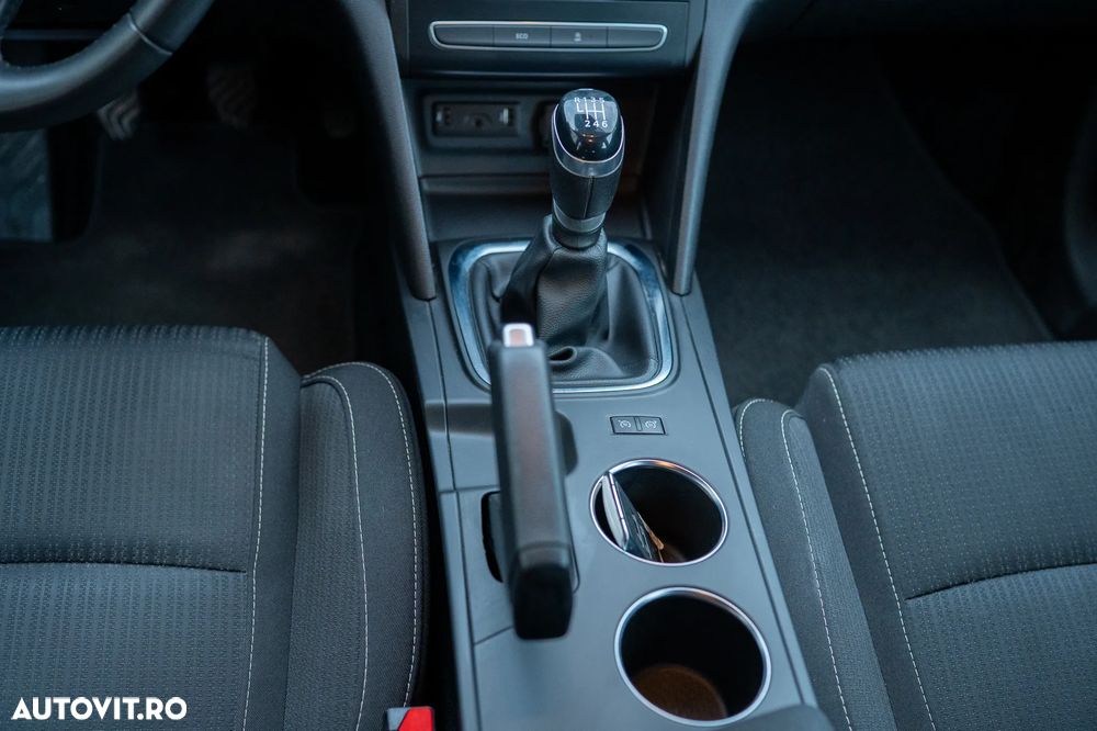 Renault Megane BLUE dCi 115 BUSINESS EDITION - 26
