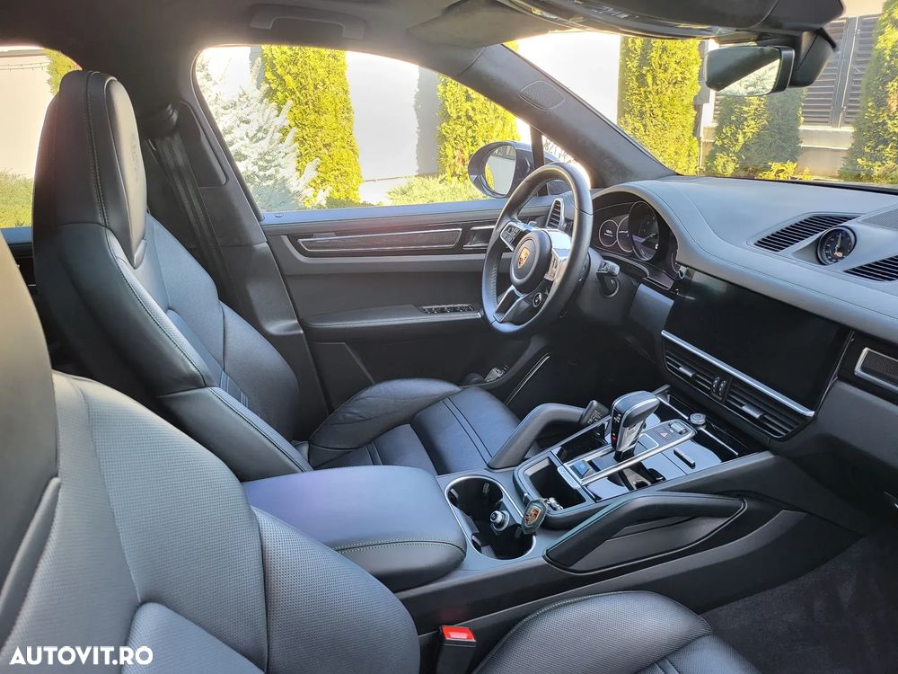 Porsche Cayenne - 20