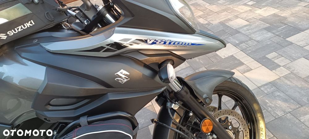 Suzuki V-STROM - 9