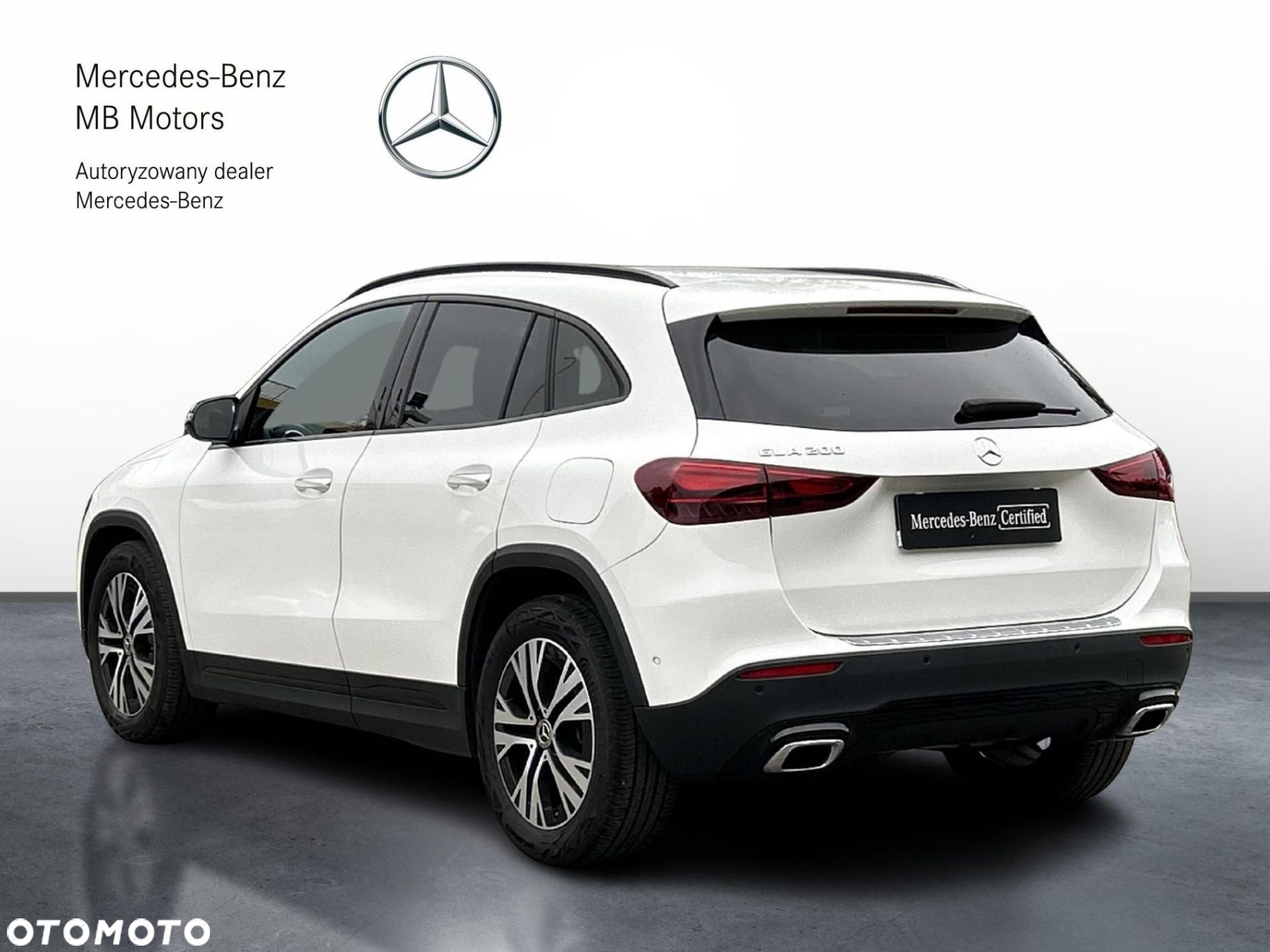 Mercedes-Benz GLA 200 Progressive - 4