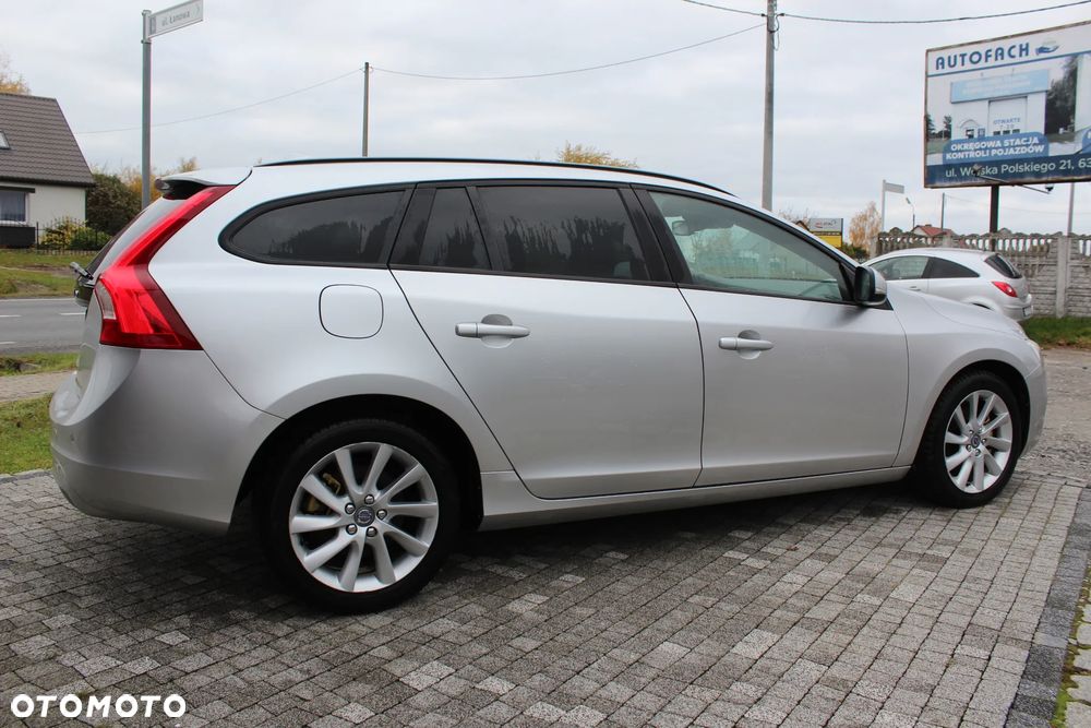 Volvo V60 D2 - 4