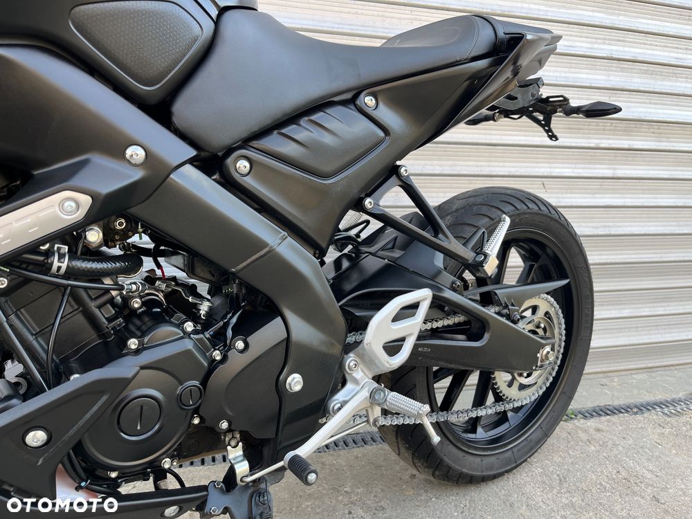 Yamaha MT - 37