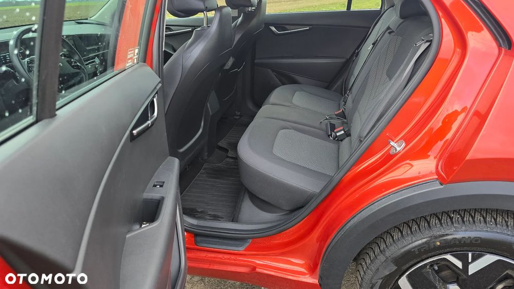 Kia Niro 64kWh M - 7