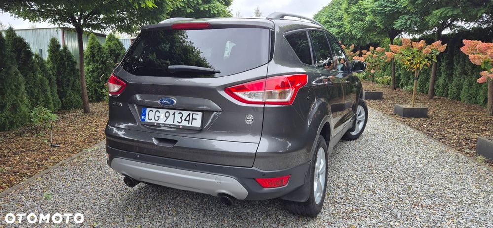 Ford Kuga 1.5 EcoBoost 2x4 Trend - 3