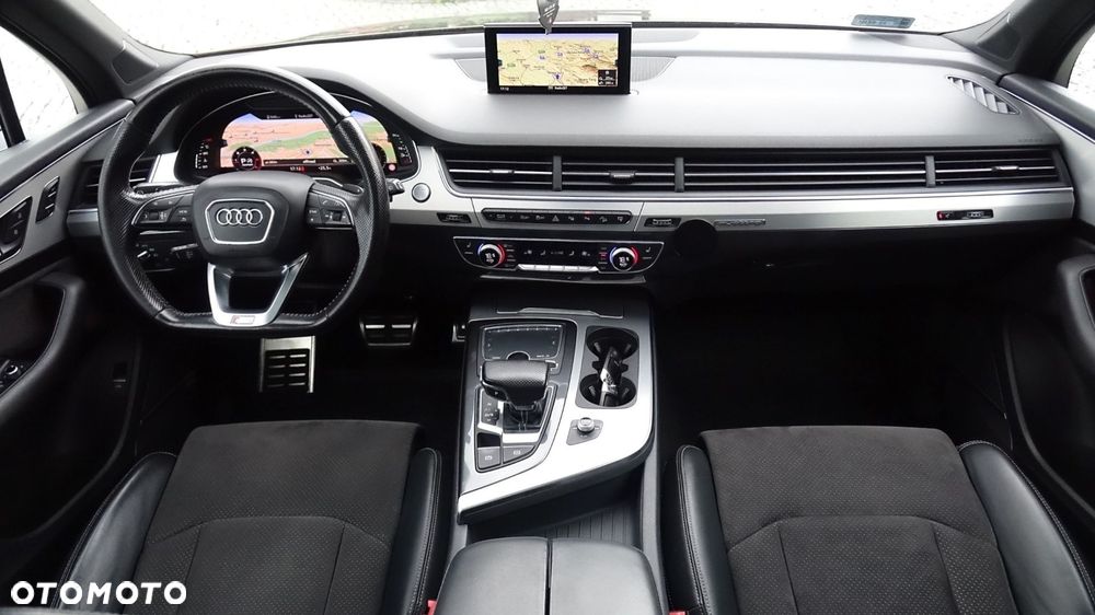 Audi Q7 - 6