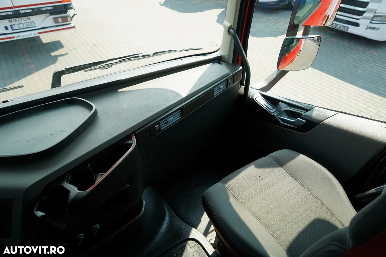Volvo FH 460 / COMBINAȚIE TANDEM / TRAVERSE / MEGA / I-PARK COOL / DIRECȚIE AXĂ RAPIDĂ / CORTINĂ RANFORSATĂ / CONTRACT POST-SERVICE - 33