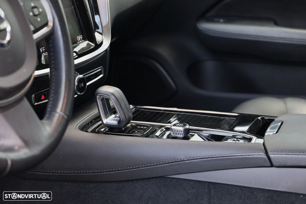 Volvo V60 2.0 T6 AWD TE Inscription Expression - 16