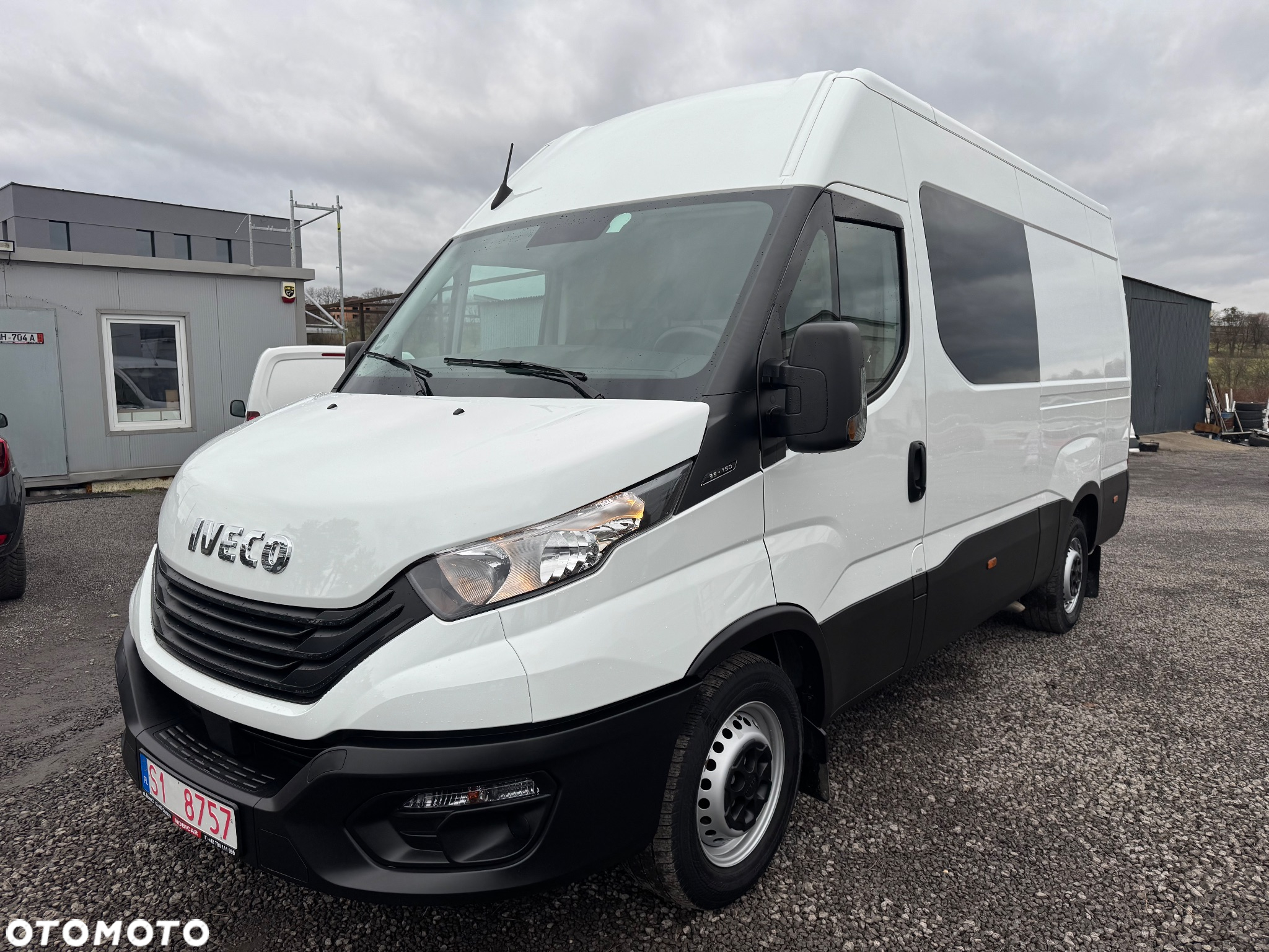 Iveco Daily Brygadówka Średni 7 os Kamera GWARNACJA - 2