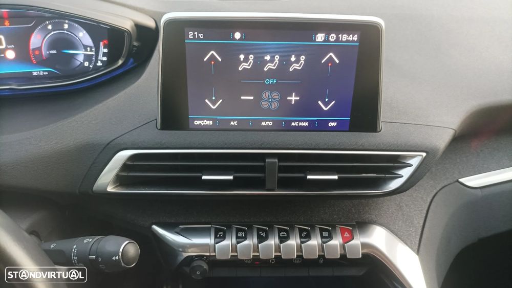 Peugeot 3008 1.5 BlueHDi Crossway - 26