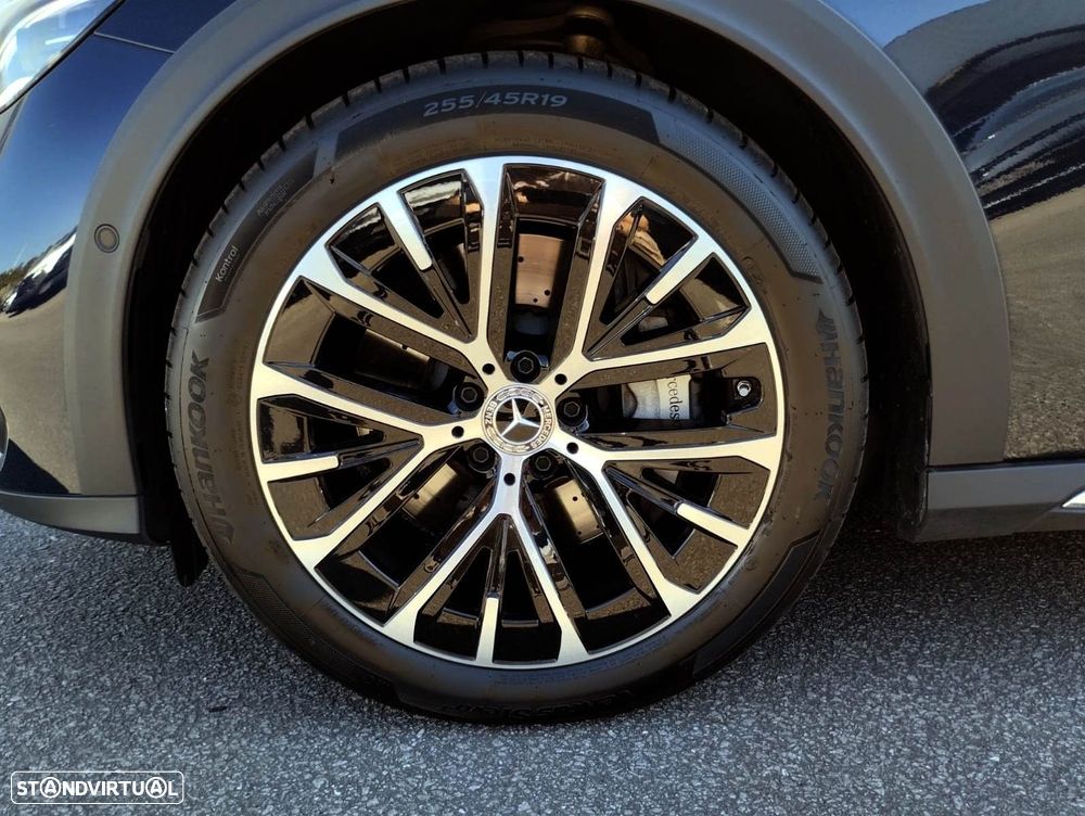 Mercedes-Benz E 300 de 4Matic All-Terrain - 15