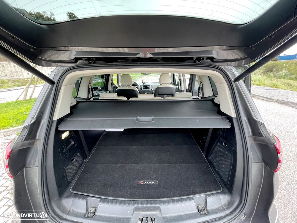 Ford S-Max 2.0 TDCi Vignale Powershift - 26