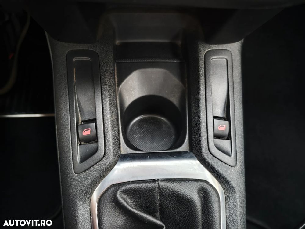 Citroën C-Elysée 1.2 PureTech BVM Feel - 23