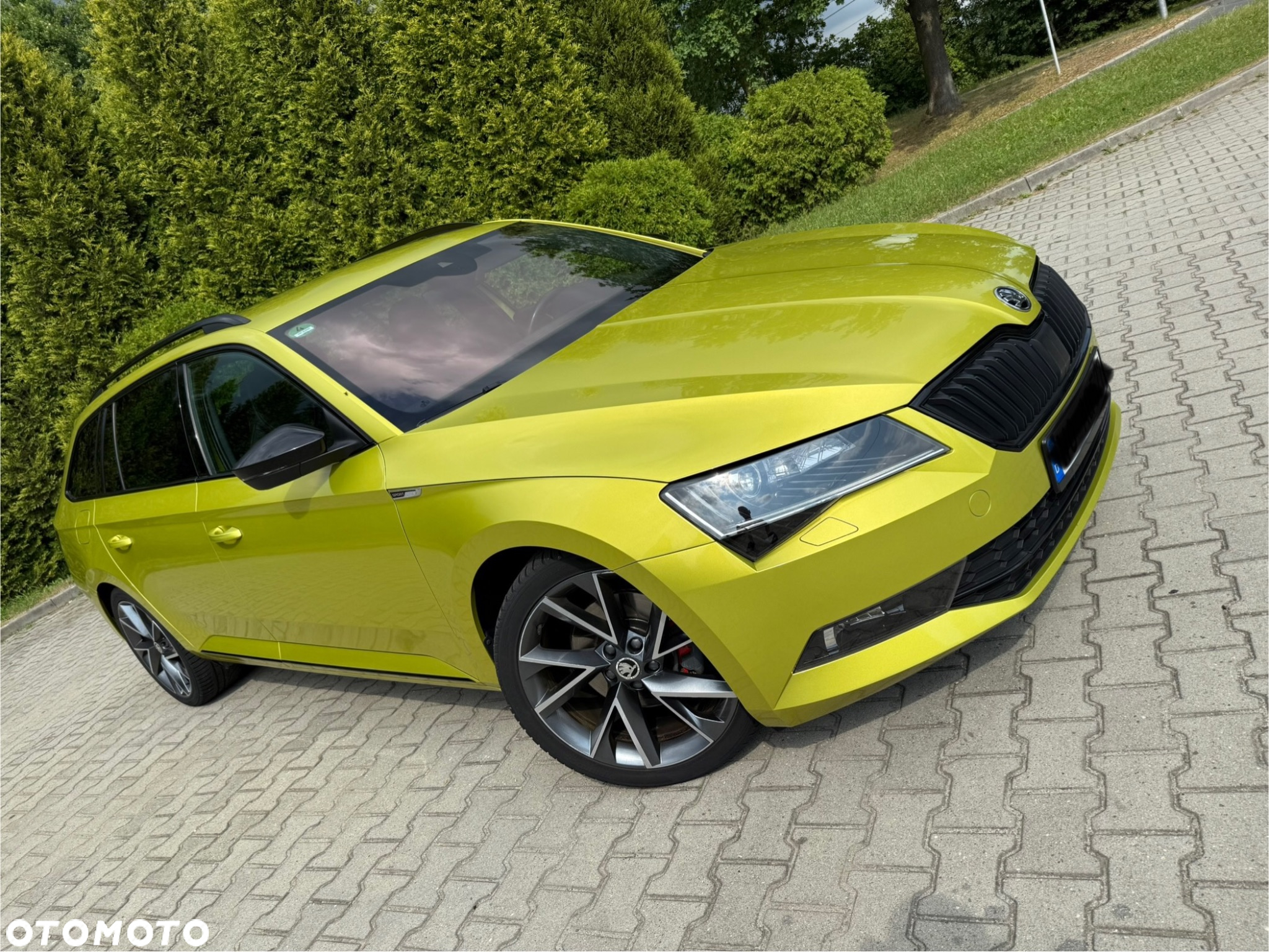 Skoda Superb 2.0 TDI Sportline - 6