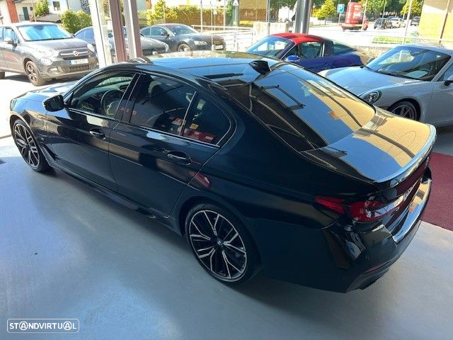 BMW 530 e Pack Desportivo M - 5