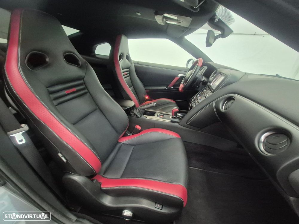 Nissan GT-R 3.8 V6 Black Edition - 49