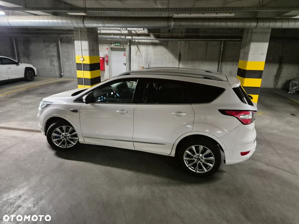 Ford Kuga Vignale 2.0 TDCi FWD - 32