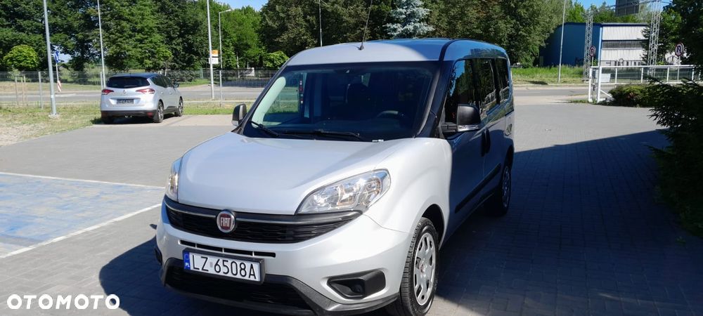 Fiat Doblo 1.4 16V Dynamic - 21