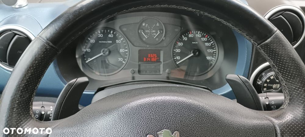 Peugeot Partner - 22