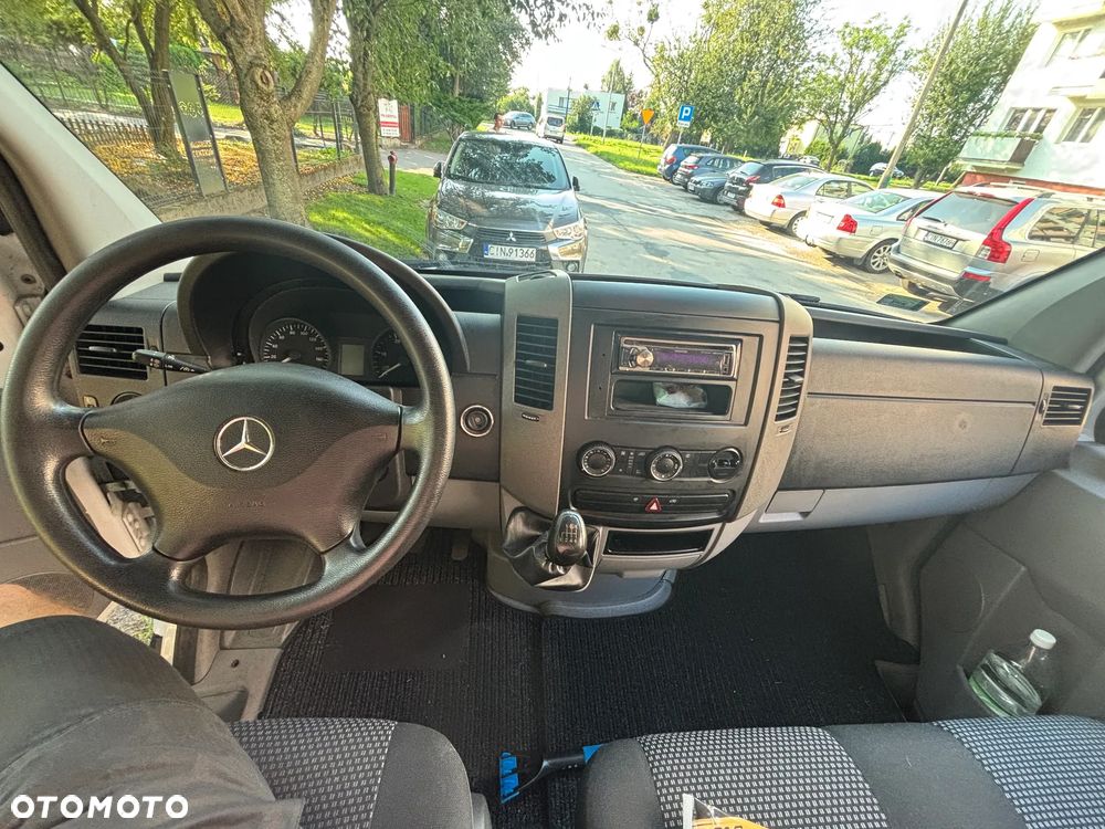 Mercedes-Benz Sprinter - 19