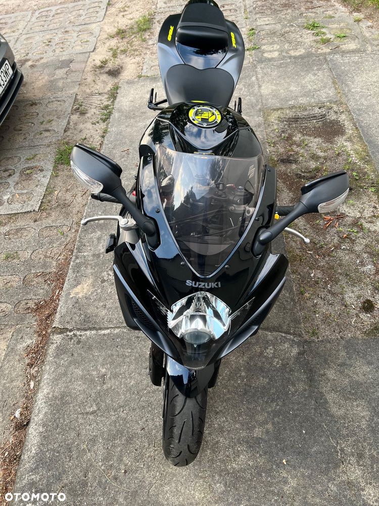 Suzuki GSX-R - 8
