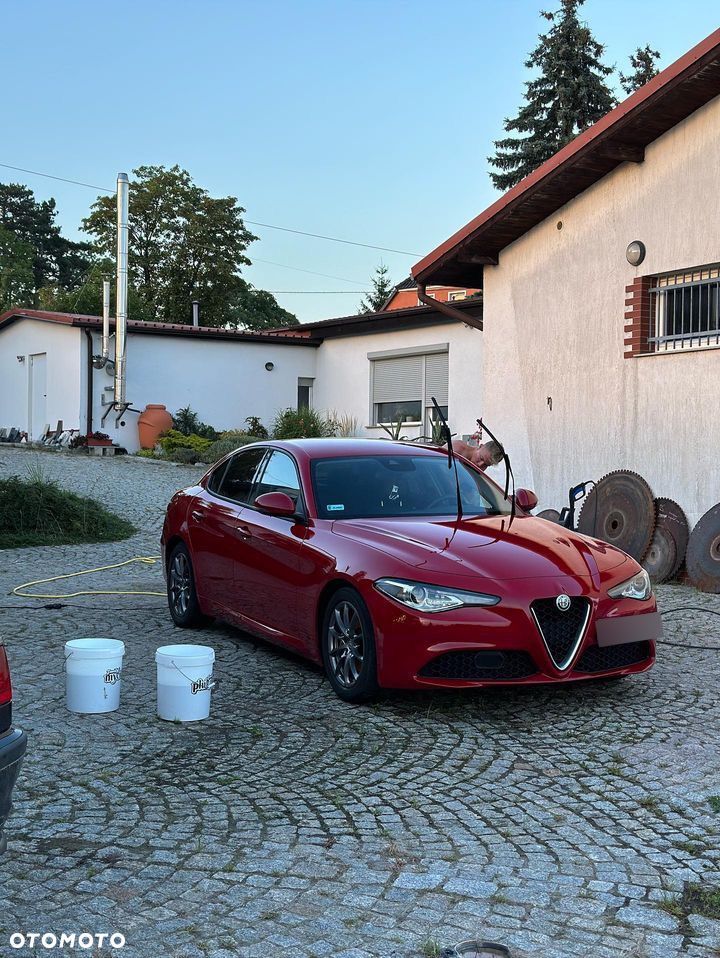 Alfa Romeo Giulia 2.0 Turbo Super - 1