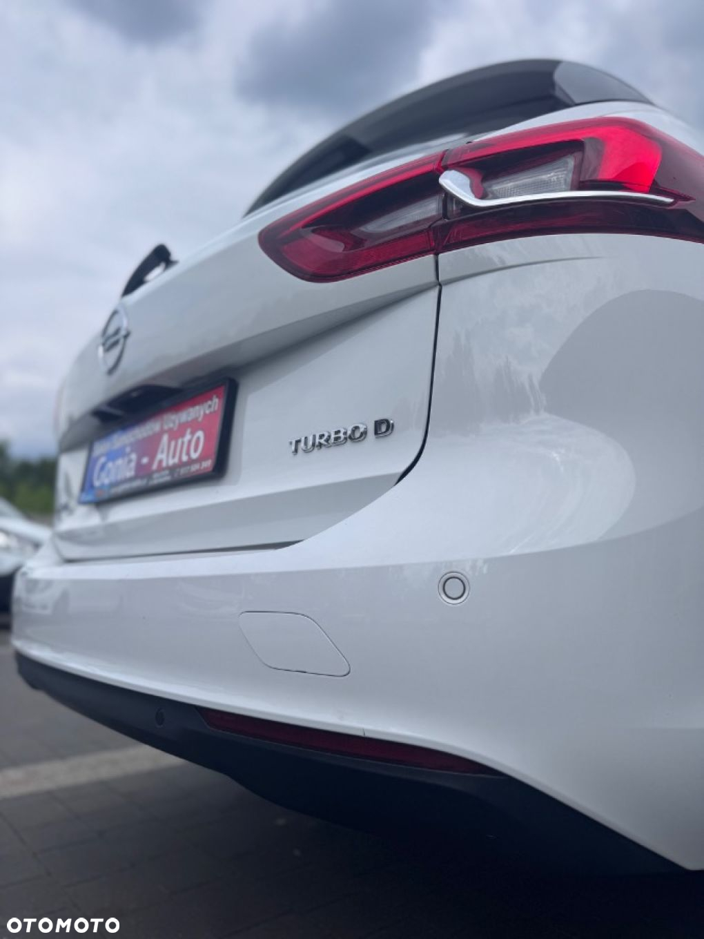 Opel Insignia - 17