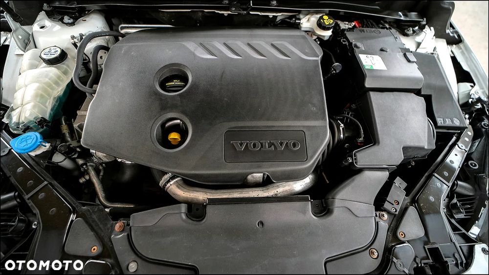 Volvo V40 Cross Country - 37