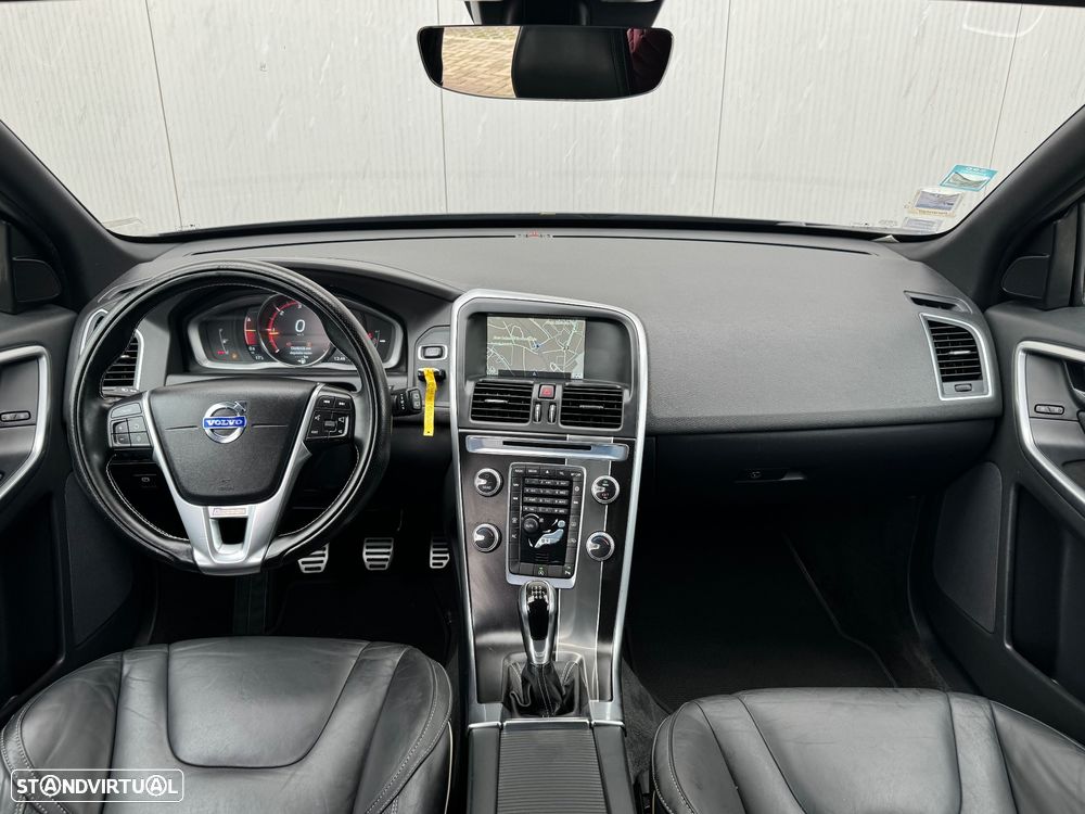 Volvo XC 60 2.0 D4 R-Design - 17