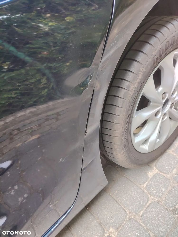 Mazda 3 SKYACTIV-G 120 Center-Line - 5