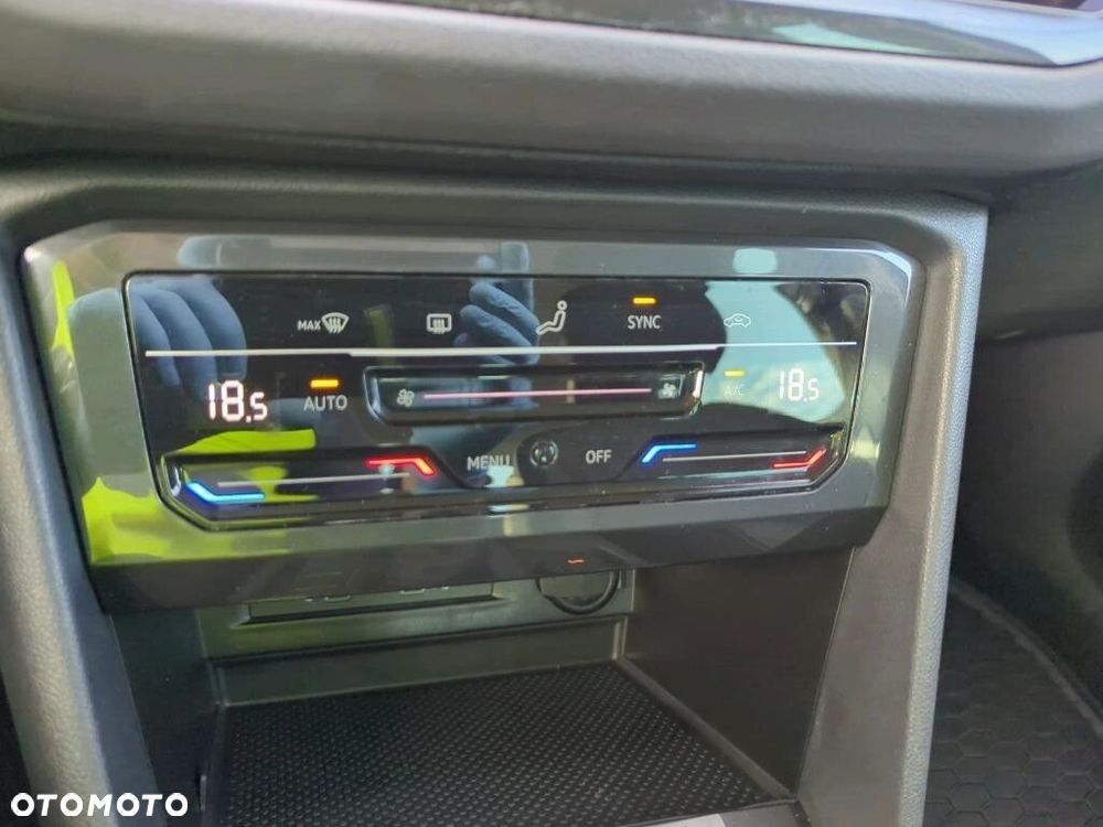 Volkswagen Tiguan - 10