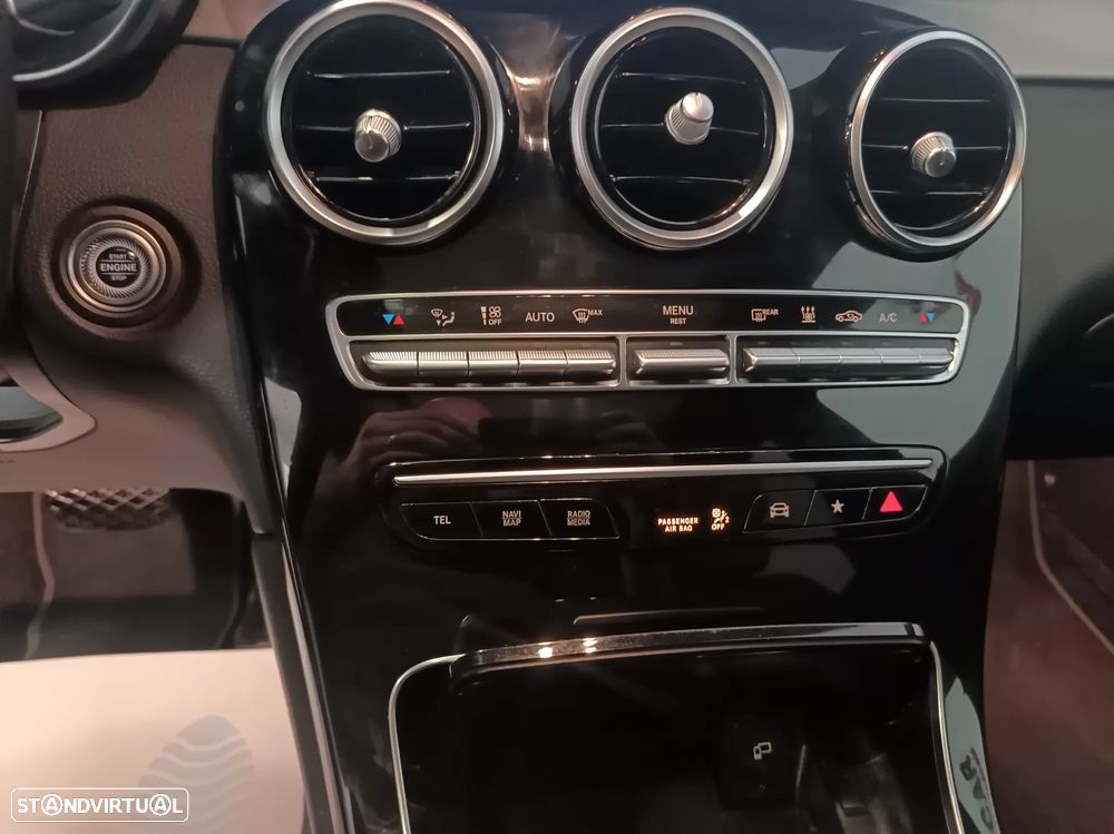 Mercedes-Benz GLC 300 de 4Matic 9G-TRONIC - 19