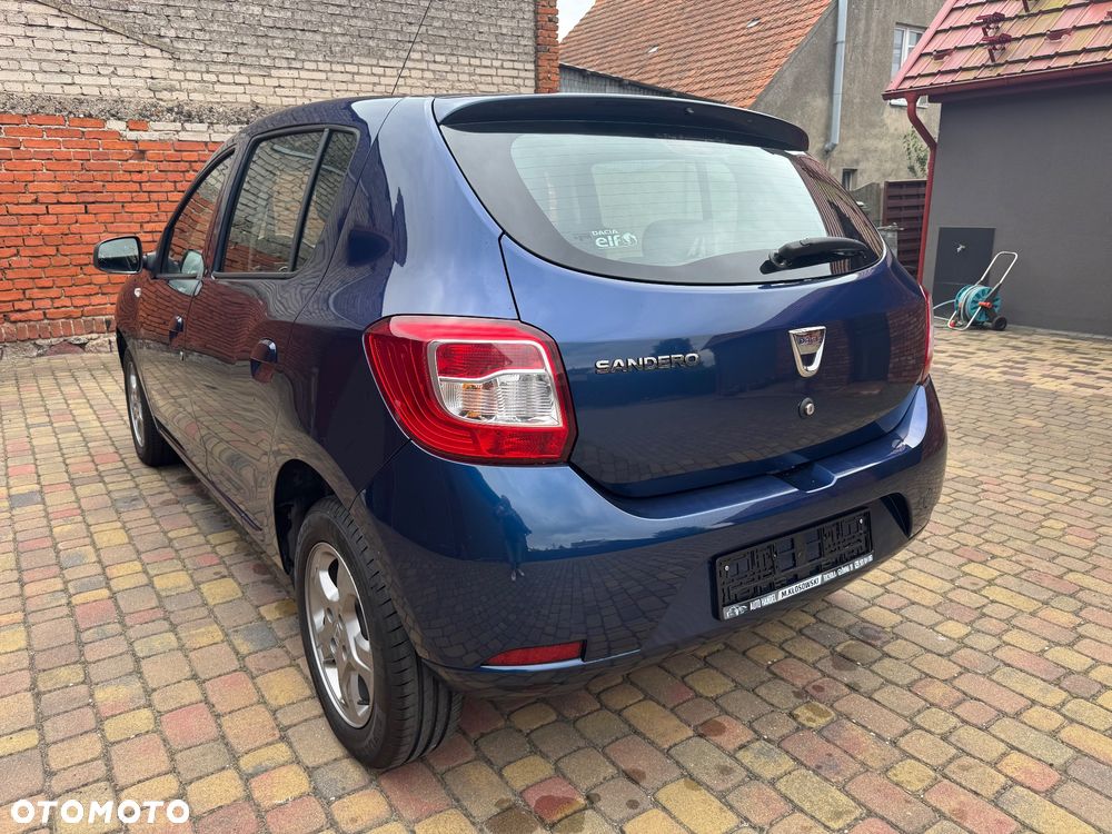 Dacia Sandero 1.2 16V Laureate - 6