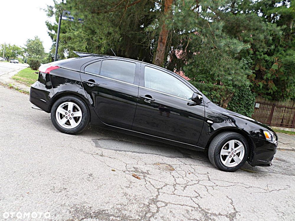 Mitsubishi Lancer 1.8 Instyle NAVI - 6