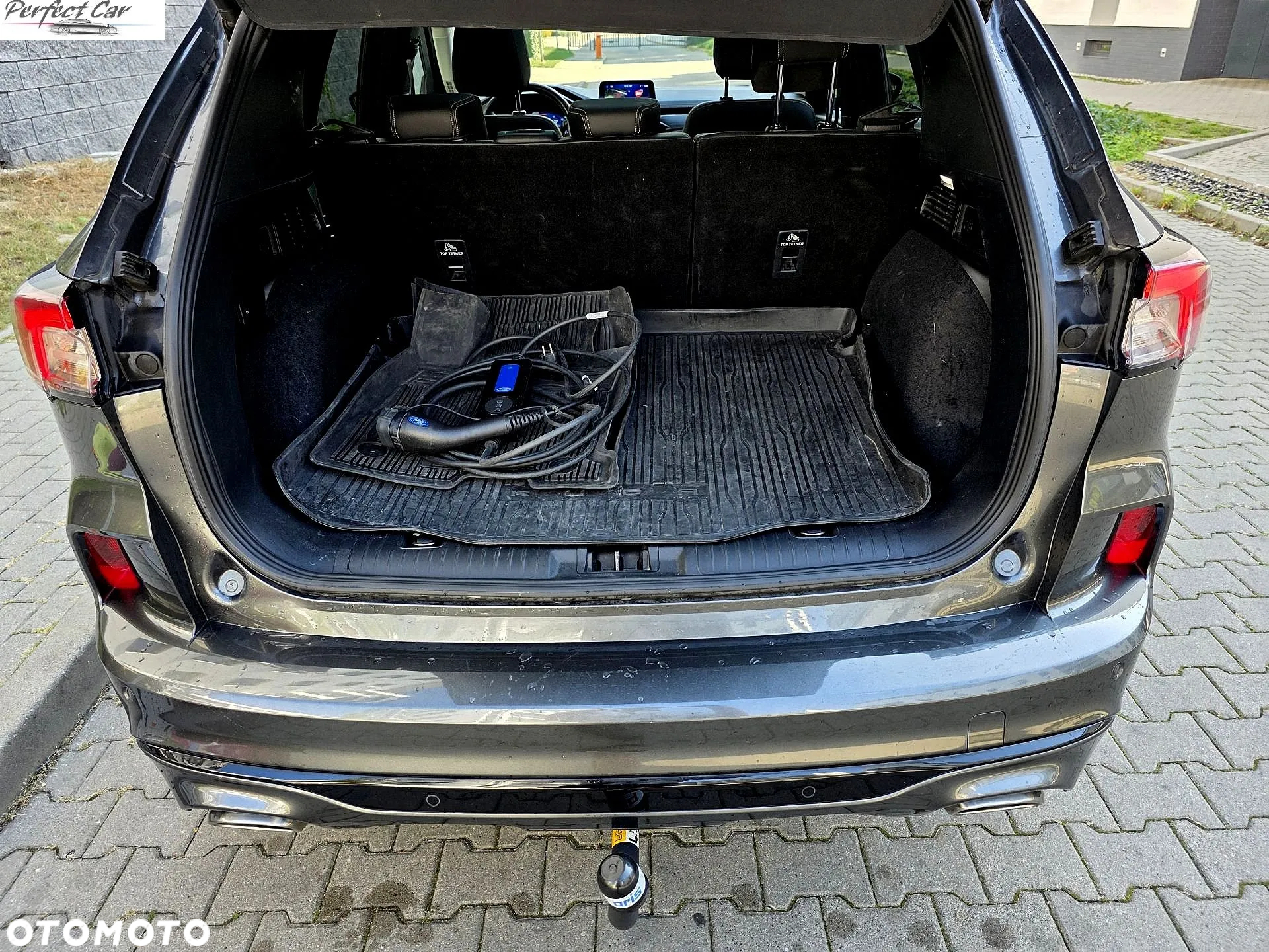 Ford Kuga 2.5P PHEV FWD Vignale - 35